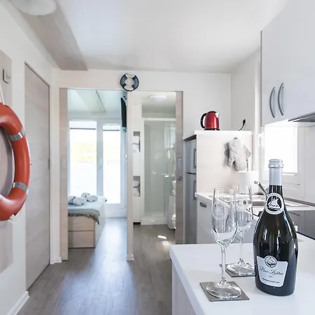 Apartment Floating Punat